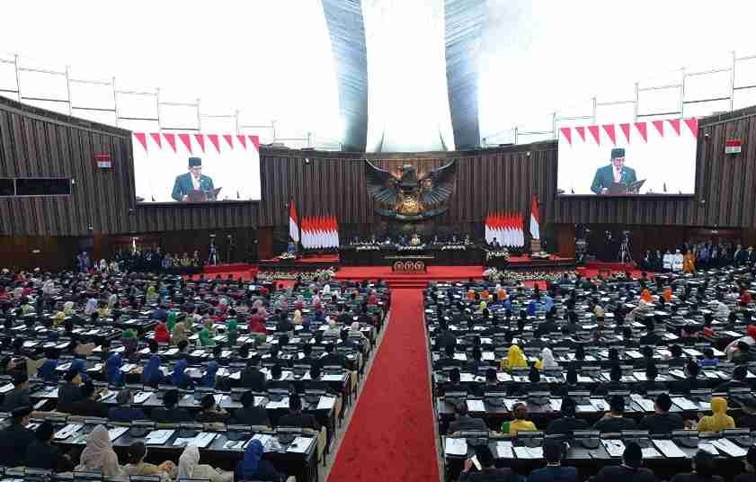 Di Tengah Pelantikan Anggota DPR, Daya Beli Masyarakat RI Justru Makin Terpuruk 1 IMG 20241001 WA0022 11zon