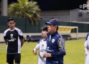 Marteen Paes Terlambat Bergabung, Timnas Indonesia Mulai Latihan di Bahrain 14 Marteen Paes Terlambat Bergabung, Timnas Indonesia Mulai Latihan di Bahrain