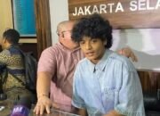 Tersinggung Unggahan di Medsos, Keluarga Vadel Laporkan Nikita Mirzani ke Polisi 15 Tersinggung Unggahan di Medsos, Keluarga Vadel Laporkan Nikita Mirzani ke Polisi
