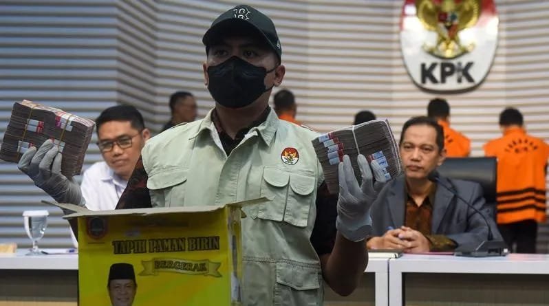 KPK Sebut Pemanggilan Gubernur Kalsel Sahbirin Noor Tunggu Praperadilan Rampung 1 IMG 20241015 WA0035