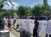 Korban Dugaan Mafia Tanah Kembali Datangi PN Banjarmasin 25 Korban Dugaan Mafia Tanah Kembali Datangi PN Banjarmasin