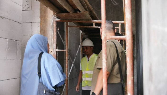 Pjs Bupati HST Pantau Pembangunan Asrama Mahasiswa Yogyakarta 3 IMG 20241022 WA0055 1