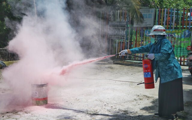 Pertamina dan KSB Kuin Cerucuk Libatkan Emak-Emak untuk Memitigasi Bencana