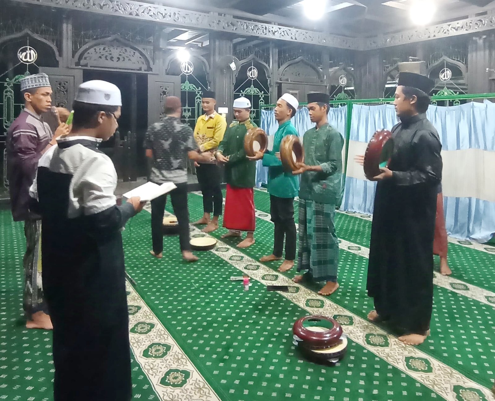 Kuatkan Nilai Spritual dan Perbanyak Shalawat, UKM UNUKASE Gelar Rutinan Maulid Habsyi Tiap Malam Jumat 1 IMG 20241029 155827