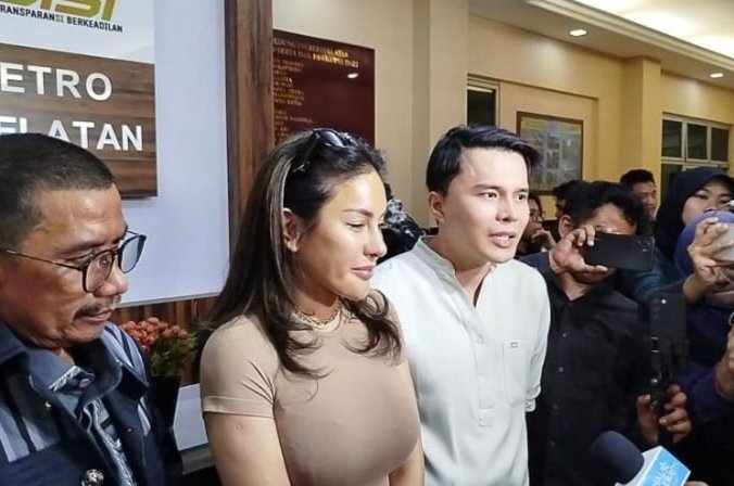 Artis Nikita Mirzani Yakin Vadel Segera Ditahan Terkait Kasus Dugaan Asusila Terhadap Putrinya 1 IMG 20241030 203048