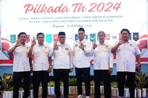 Deklarasi Pilkada Tabalong, Haji Fani Ajak Masyarakat Jaga Perdamaian 1 WhatsApp Image 2024 10 30 at 14.09.02 scaled e1730270743577