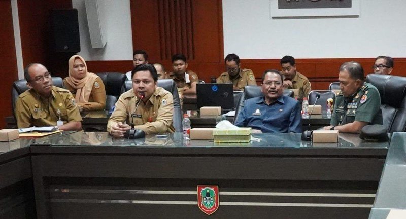 1 35 klm Kontrak Pemprov 12 Pemprov dukung pembangunan Kodam