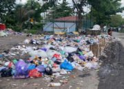 Sering Over Kapasitas, DLH Cari Solusi Atasi Krisis Sampah Meluber ke Jalan 8 Sering Over Kapasitas, DLH Cari Solusi Atasi Krisis Sampah Meluber ke Jalan