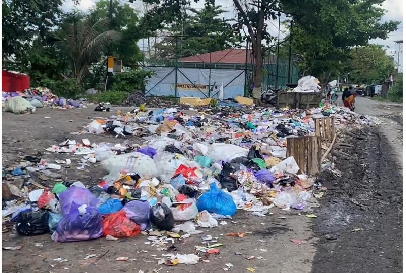 Sering Over Kapasitas, DLH Cari Solusi Atasi Krisis Sampah Meluber ke Jalan 1 Hal 10 3 KLm Sampah