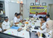 Sekda Pimpin Rapat Bahas Likuiditas BKK Daha Utara 21 Sekda Pimpin Rapat Bahas Likuiditas BKK Daha Utara