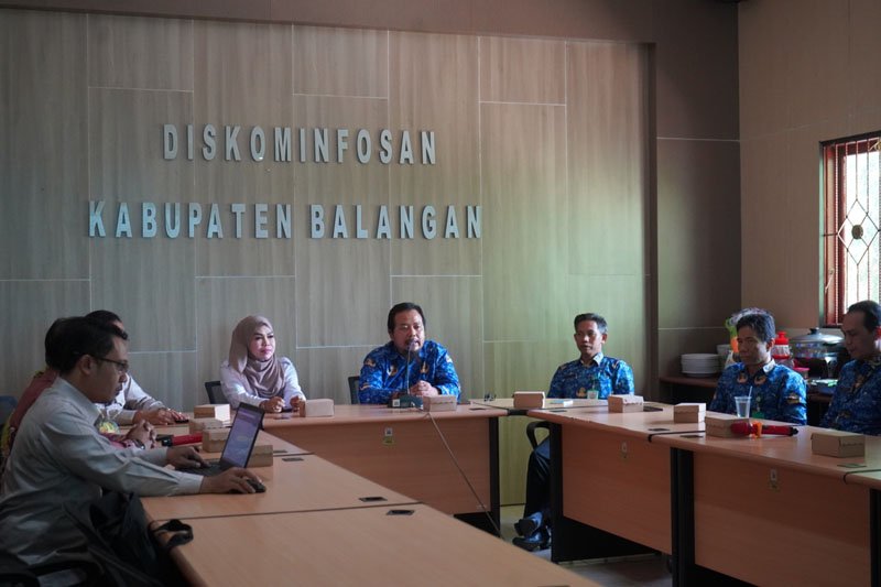 Diskominfosan Balangan Kedatangan Komisi Informasi Kalsel 1 Hal 2 Bal 3 klm 13