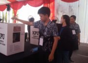 KPU Gelar Simulasi Pemungutan dan Penghitungan Suara Sirekap 17 KPU Gelar Simulasi Pemungutan dan Penghitungan Suara Sirekap