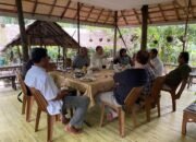 Forum Ambin Demokrasi Sesalkan Keberanian Gegabah dan Terburu- Buru Mendiskualifikasi Satu Pasangan Calon Walikota Banjarbaru 25 Forum Ambin Demokrasi Sesalkan Keberanian Gegabah dan Terburu- Buru Mendiskualifikasi Satu Pasangan Calon Walikota Banjarbaru