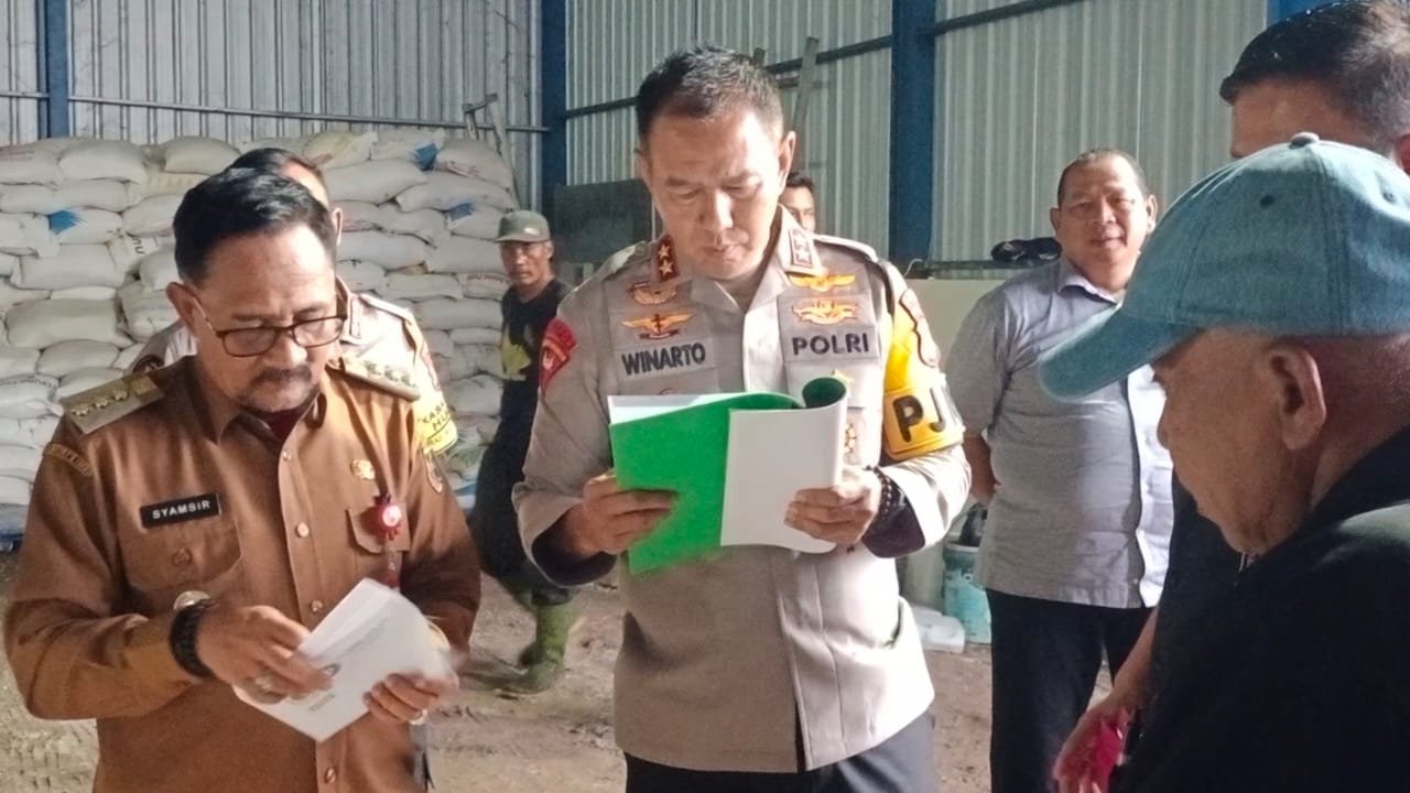 Polda Kalsel Ungkap Peredaran 75 Ton Pupuk Tidak Terdaftar di Banjarbaru 1 IMG 20241105 WA0041