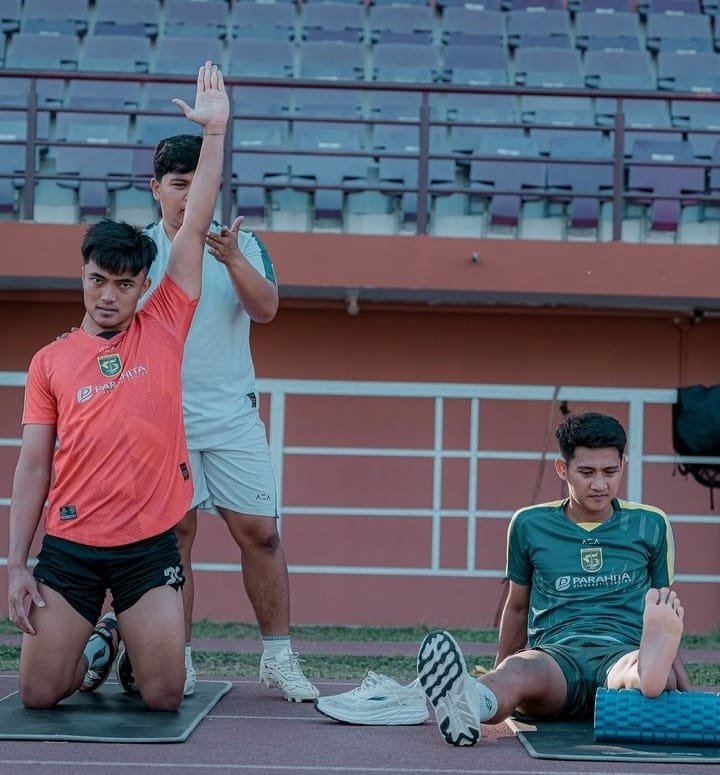 Persebaya Fokus Pemulihan Kondisi Dua Pemain Timnas, Ernando Ari dan Risaldi Malik 1 IMG 20241107 WA0009