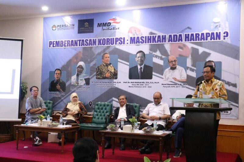 Indonesia Darurat Korupsi, Mahfud MD Sebut Hanya Presiden yang Mampu Menyudahinya 1 IMG 20241108 WA0026 e1731054614293
