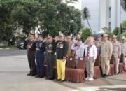 Hadiri Upacara Peringatan Hari Pahlawan ke-79, Supian HK Pastikan Sebesar Apapun Ancaman dan Tantangan Harus Dihadapi 16 Hadiri Upacara Peringatan Hari Pahlawan ke-79, Supian HK Pastikan Sebesar Apapun Ancaman dan Tantangan Harus Dihadapi