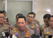 Kapolri akan Pecat Anggota Jika Terbukti Minta Uang di Kasus Guru Honorer Supriyani 13 Kapolri akan Pecat Anggota Jika Terbukti Minta Uang di Kasus Guru Honorer Supriyani