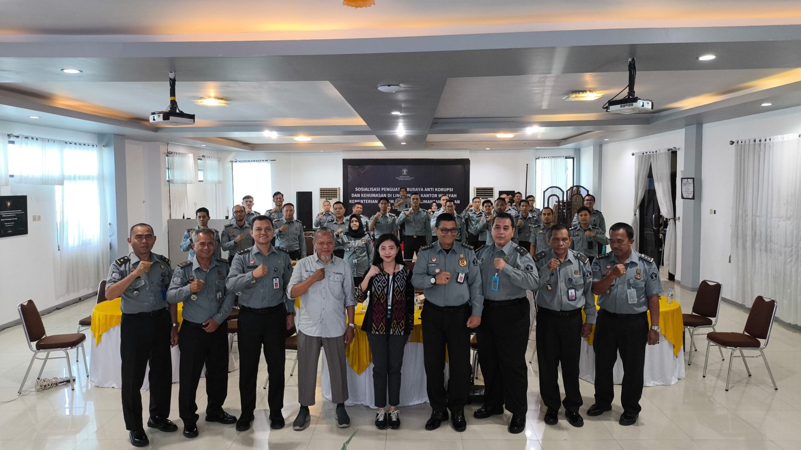 Kanwil Kemenkumham Kalimantan Selatan Gelar Sosialisasi Penguatan Budaya Anti Korupsi 1 IMG 20241113 WA0033 scaled