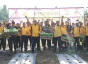 Kapolres HST Tanam Cabe dan Singkong 23 Kapolres HST Tanam Cabe dan Singkong