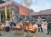 Kejari HSS Musnahkan 282 Barang Bukti Pidana Umum 33 Kejari HSS Musnahkan 282 Barang Bukti Pidana Umum