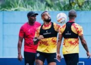 Arema FC Ingin Lanjutkan Tren Positif Melawan Madura United 19 Arema FC Ingin Lanjutkan Tren Positif Melawan Madura United