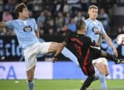 Bermain 10 Orang, Barcelona Ditahan Imbang Celta Vigo 2-2 11 Bermain 10 Orang, Barcelona Ditahan Imbang Celta Vigo 2-2