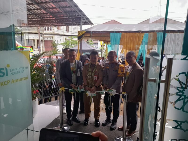 Sekda HSU Adi Lesmana Hadiri Grand Opening Kantor BSI Amuntai 1 IMG 20241125 WA0072 e1732541914200