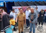 Nyoblos di TPS 01, Gubernur Minta Warga Tetap Akur Meski Beda Pilihan 31 Nyoblos di TPS 01, Gubernur Minta Warga Tetap Akur Meski Beda Pilihan