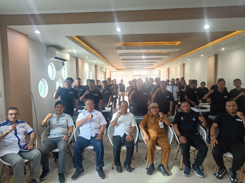 08 3klm platihan futsal jpg