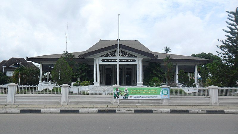 1 2 klm tukar hguling Mahligai Pancasila