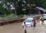 Jalan Amuntai-Tanjung di Sungai Turak Ambruk 11 Jalan Amuntai-Tanjung di Sungai Turak Ambruk