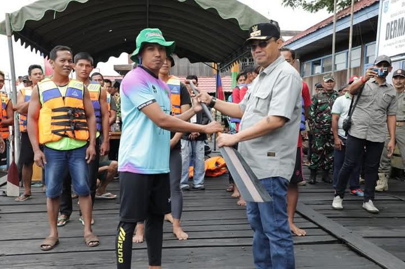 Hal 12 HSS 1 3 klm 8