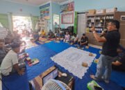 Warga Kelurahan Gambut Dilatih Respon Cepat Hadapi Bencana 11 Warga Kelurahan Gambut Dilatih Respon Cepat Hadapi Bencana