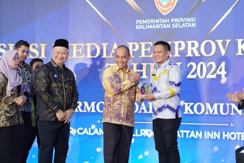 Diskominfostandi Banjar Sabet Terbaik II AMPK 2024 1 Hal 4 3 Klm Martapura Terbaik II
