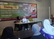 BASAkalimantanWiki Gelar Dialog Publik Bahas Mitigasi Sampah Plastik