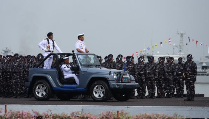 Komandan Lanal Banjarmasin Hadiri Upacara Peringatan Hari Armada RI Tahun 2024