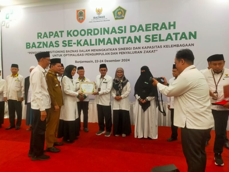 Baznas HSS Raih Gelar Terbanyak Baznas Award Kalsel 2024 1 IMG 20241223 WA0031 e1734951842437