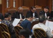 JPU Kejagung Dakwa Tiga Hakim Bonis Bebas Ronald Tannur Diduga Terima Suap Rp467 Miliar