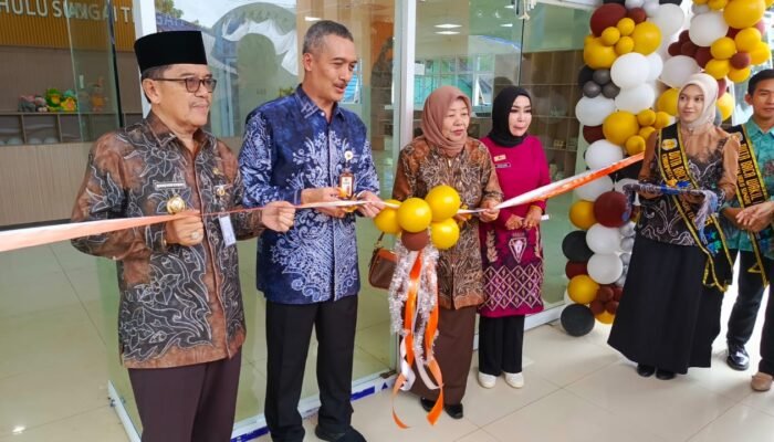 Gedung Fasilitas Layanan Perpustakaan HST Diresmikan