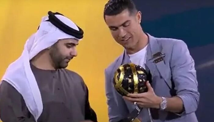 Ronaldo Raih Globe Soccer Award 2024