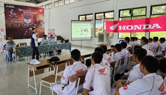 Honda Dream Cup Tour di SMKN 1 Tapin Selatan