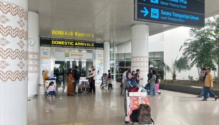Sepekan Posko Nataru, Lonjakan Penumpang Hingga 12.000 Pax di Bandara Syamsudin Noor