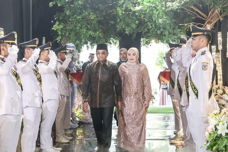 Pj Bupati HSS Irup Pernikahan Purna Praja IPDN 1 Hal 12 HSS 1 3 klm 18