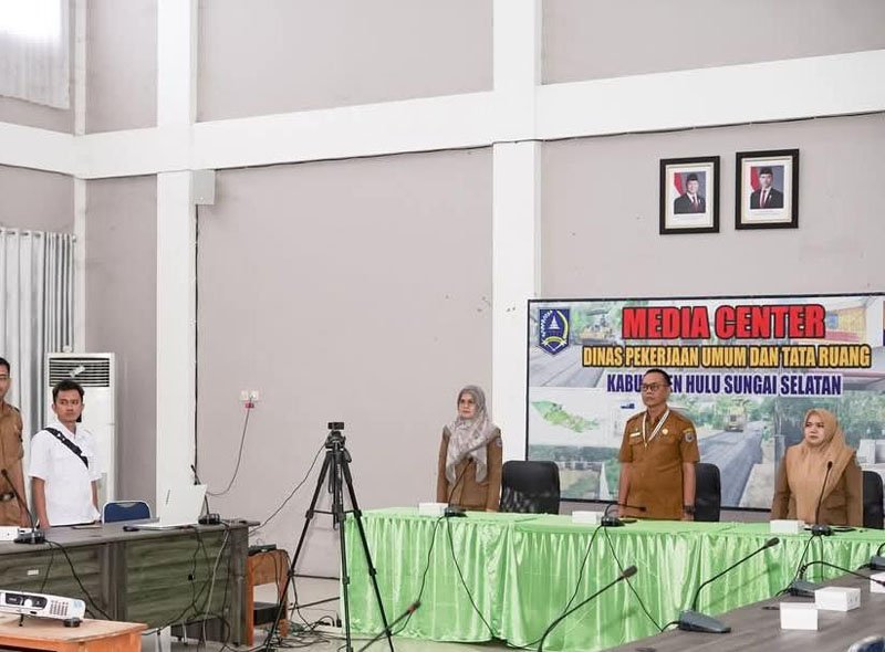 Sekda HSS Hadiri Peresmian Layanan PBG 10 Jam Selesai 1 Hal 12 HSS 3 klm 10