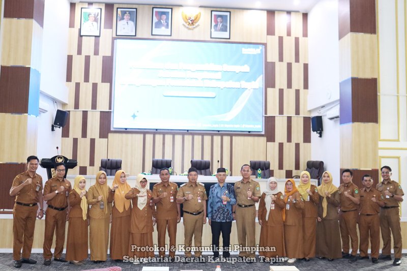 Sebelas Pejabat Fungsional Pemkab Tapin Dilantik 1 Hal 12 Tapin 35 klm