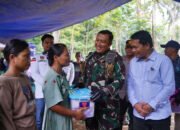 Bupati Balangan Tinjau Karya Bakti TNI di Desa Mamantang dan Ruuk-Sawang 14 Bupati Balangan Tinjau Karya Bakti TNI di Desa Mamantang dan Ruuk-Sawang