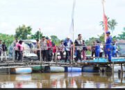 Wujud Kepedulian Polda Kalsel, Wali Kota Ibnu Sina Ikut Salurkan Penebaran Bibit Ikan dan Bantuan Anak Stunting di Banua Anyar 7 Wujud Kepedulian Polda Kalsel, Wali Kota Ibnu Sina Ikut Salurkan Penebaran Bibit Ikan dan Bantuan Anak Stunting di Banua Anyar