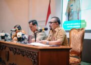 Wali Kota Banjarbaru Dorong SKPD Ciptakan Inovasi Bermanfaat Setiap Tahun 17 Wali Kota Banjarbaru Dorong SKPD Ciptakan Inovasi Bermanfaat Setiap Tahun