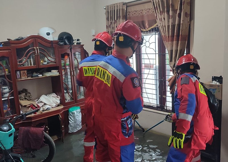 Hal 6 3 KLm Tangkap ular